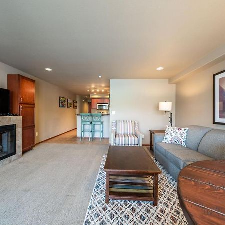 Grandview Lake Chelan- Waterfront View, Pool, Hot Tub, Golf, 1 Min To Downtown Eksteriør billede