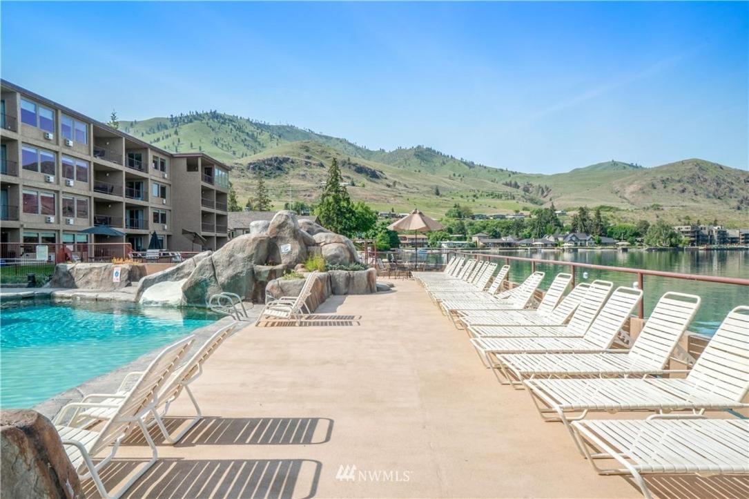 Grandview Lake Chelan- Waterfront View, Pool, Hot Tub, Golf, 1 Min To Downtown Eksteriør billede